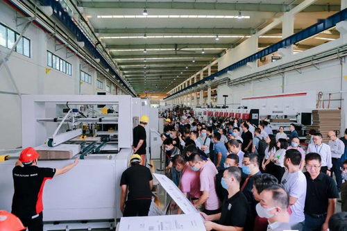 東方精工廿五載風華正茂，十載上市再啟新程——工廠開放日揭秘三款全新聯(lián)線產(chǎn)品，體驗拓展共繪智造藍圖